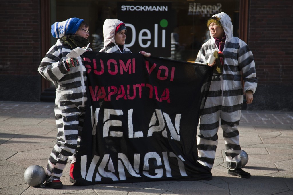Velan vangit -lanseeraustempaus 5.3.2011