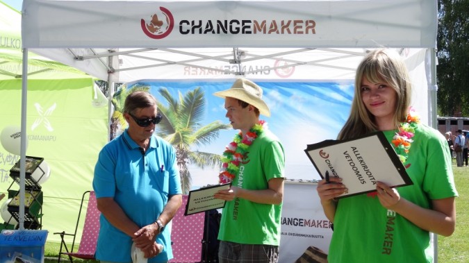 Changemakerin vapaaehtoisia Herättäjäjuhlilla Lapualla 2014