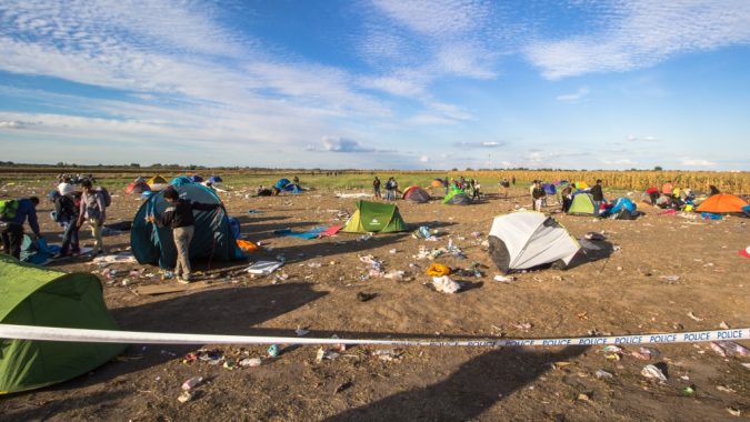 Refugees crossing the Hungarian border