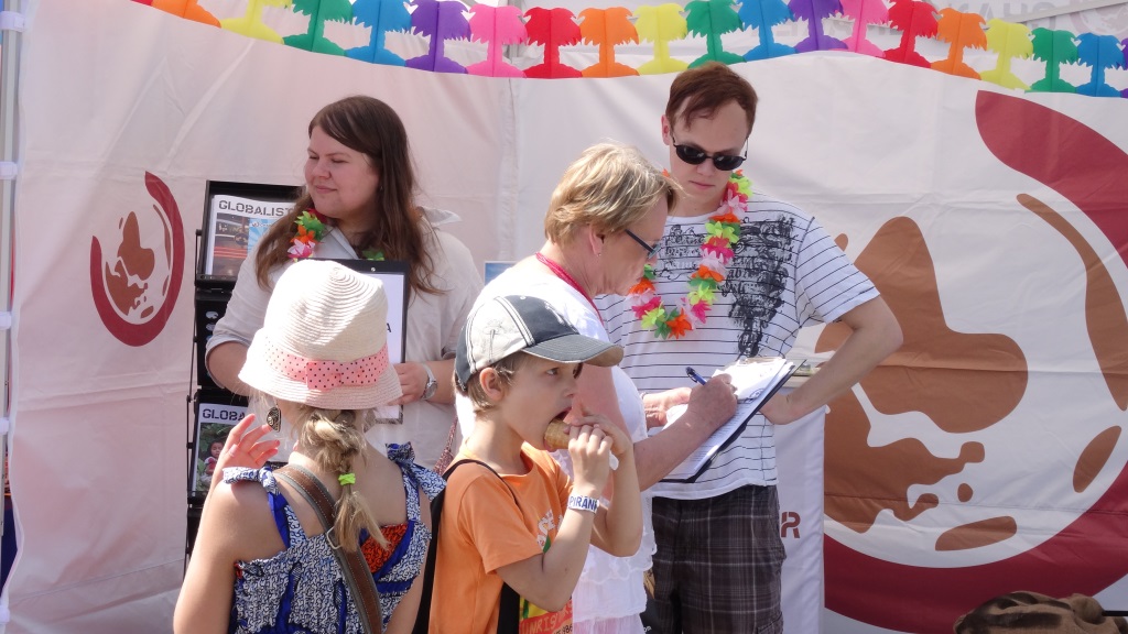 Changemakerin kesäkiertue Maailma kylässä -festivaalilla.