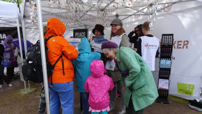 Changemaker oli näyttävästi esillä Maailma kylässä-festivaalilla Helsingissä.